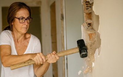 ¿Qué hacer cuando tu suegra no te quiere y destruye tu hogar?